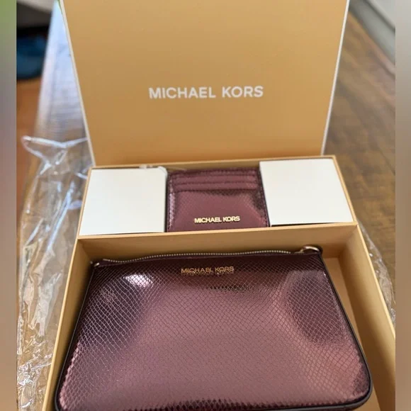 Michael Kors Oxblood Rouge Sombre Set - Picture 6 of 9